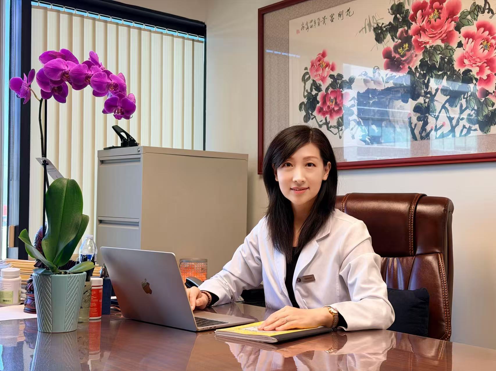 Dr. He (Annie) Li