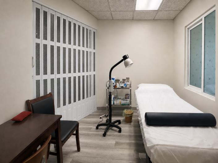 Private Treatment Suite 2